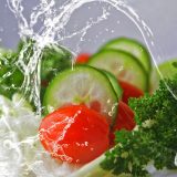 Kilo vermek için salataya ekleyebileceğiniz en sağlıklı yiyecekler
